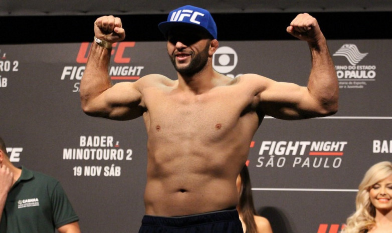 Определена пара участников первого турнира UFC в Казахстане