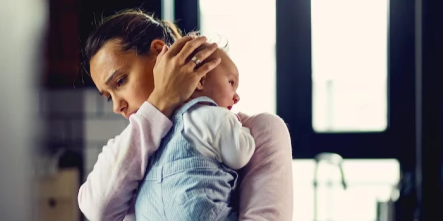 Как бороться с послеродовой депрессией
