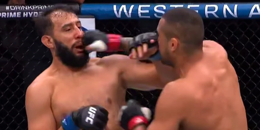 В главном бою UFC Fight Night 260 Карлос Ульберг нокаутировал Доминика Рейеса