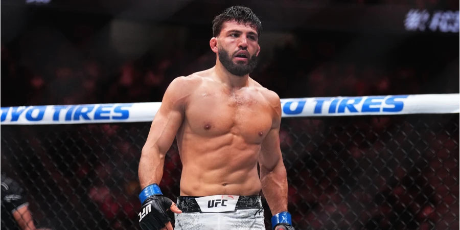 Царукян встретится с экс-бойцом UFC вместо первоначального оппонента