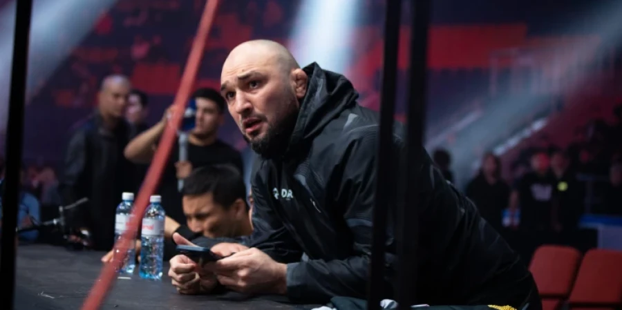 Эдуард Базров UFC-дің үш символын атады