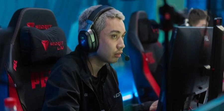 HOTU вылетела с PGL Astana 2025, уступив Ninjas in Pyjamas