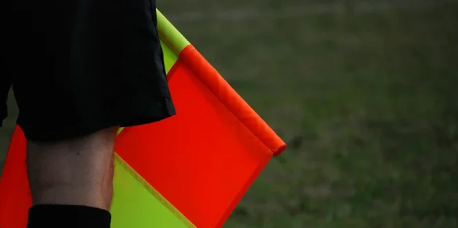 Наставника девичьей команды лишь дисквалифицировали на пять лет