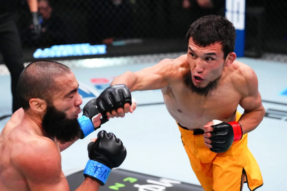 Әліби Ыдырыс The Ultimate Fighter финалына шықты