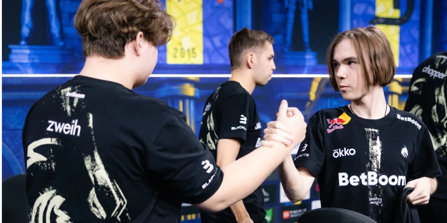Donk впечатлил новичка Team Spirit — яркий дебют в новом составе