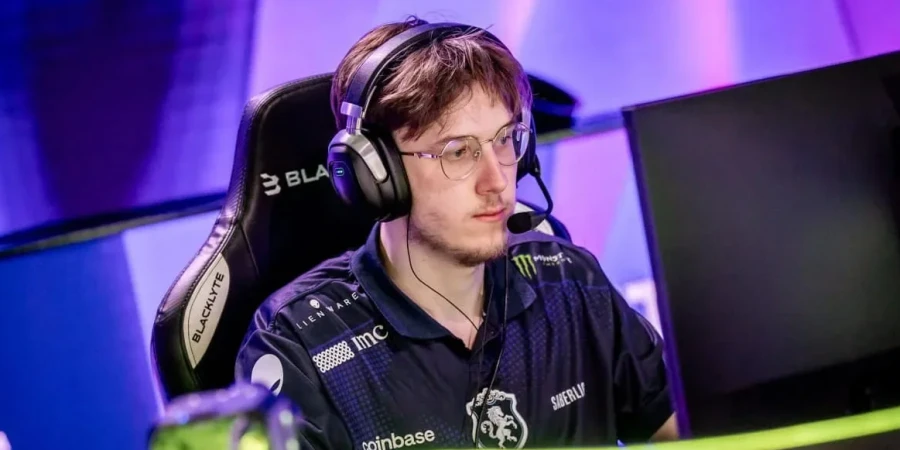 Team Liquid отправила SabeRLighT- в запас, AVULUS объявила о его переходе в новый состав