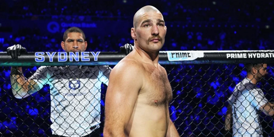 Стало известно, кто может победить в бою Чимаев — Стрикленд