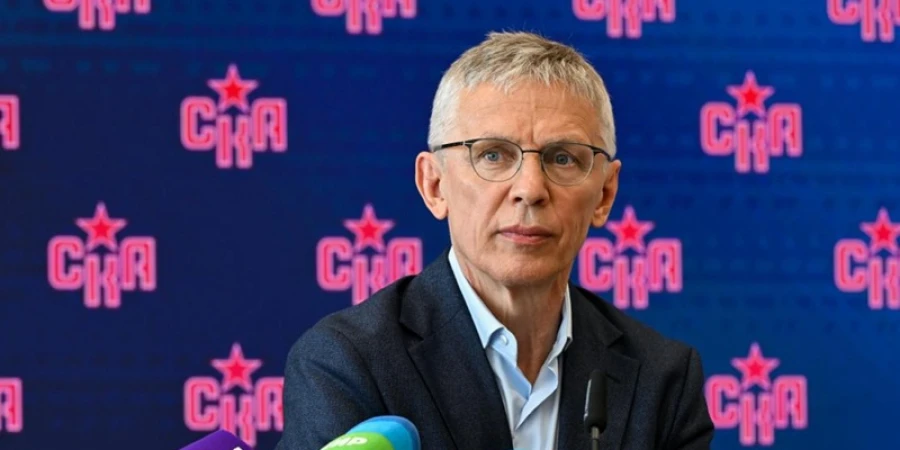 «Профессор» Ларионов попал под огонь критики