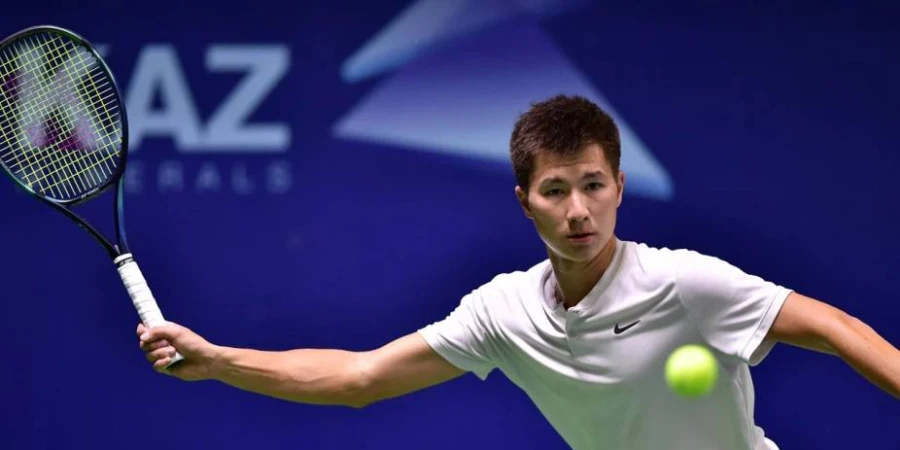 Қазақстандық жас теннисші қытайлық қарсыласын сенімді жеңді