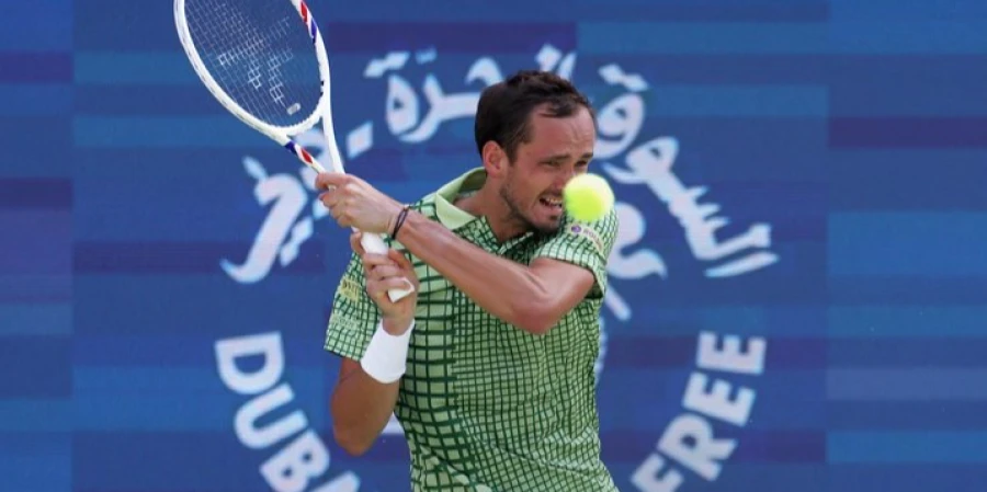 Даниил Медведев - Дженсон Бруксби. Победитель турнира в Алматы сразится за выход в полуфинал АТР 500 в Дубае. Прямая трансляция