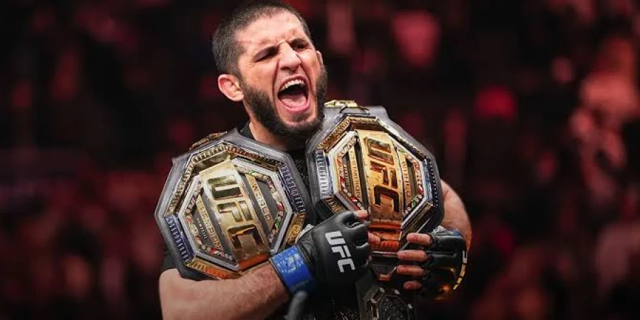 Махачев замахнулся на рекорд легенды UFC