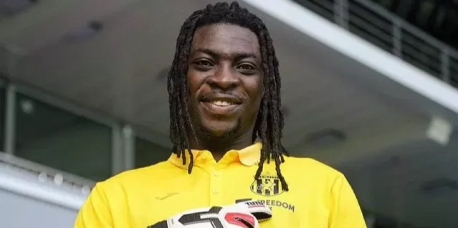 Абалора неплохо срубил с Жениса за сомнительно красивые глазки