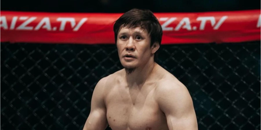 Жумагулов готов заменить Алмабаева в главном бою UFC