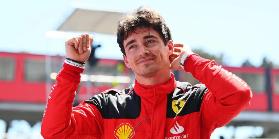 Гонщик «Феррари» стал лучшим в третий день тестов «Формулы-1» в Бахрейне