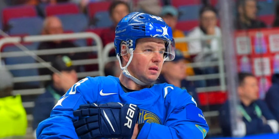 Оказавшийся ненужным «Барысу» легендарный хоккеист забил за сборную Казахстана (ВИДЕО)