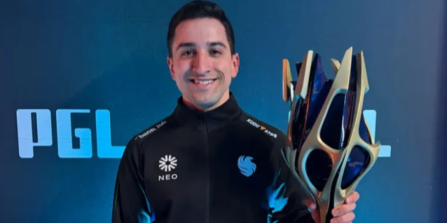 Аналитик CS2 Maximilian trochu Troha ушел из Team Falcons