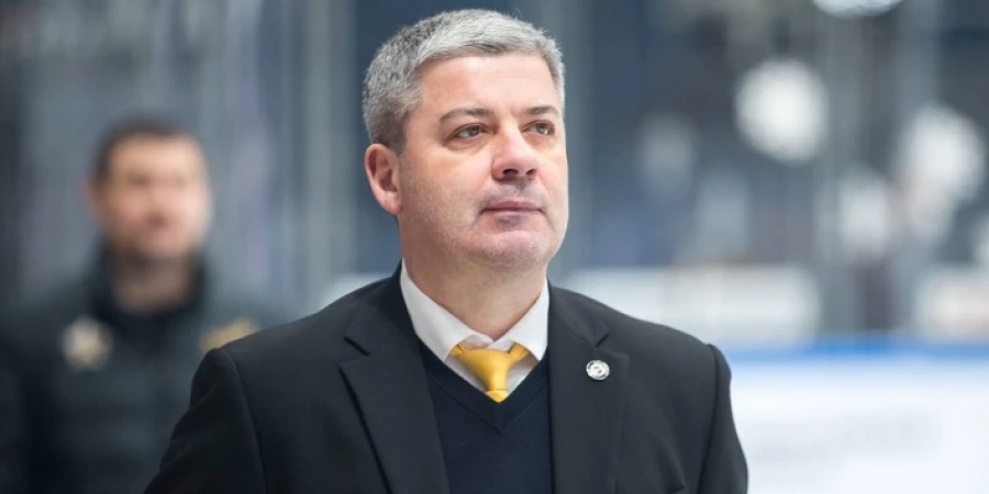 Некогда шумевший в Казахстане тренер нашел новый клуб после громкого увольнения