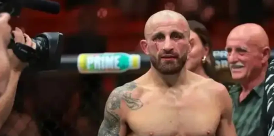 Волкановски UFC-мен жаңа келісімшартқа қол қойды