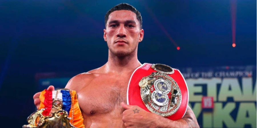 Чемпион IBF Джей Опетайя получил предложение провести бой с Дереком Чисорой
