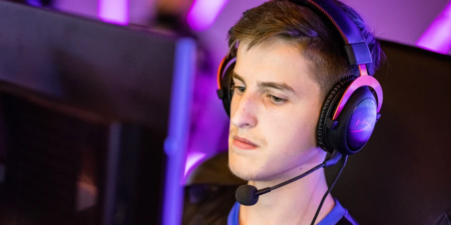Капитан FUT: «Первый большой LAN — и сразу плей-офф против топ-команд»