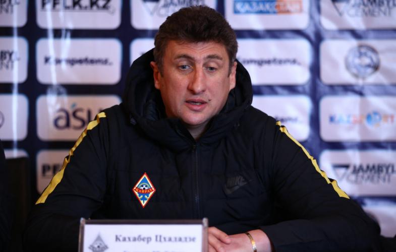 «С Исламханом что-то происходит в психологическом плане»