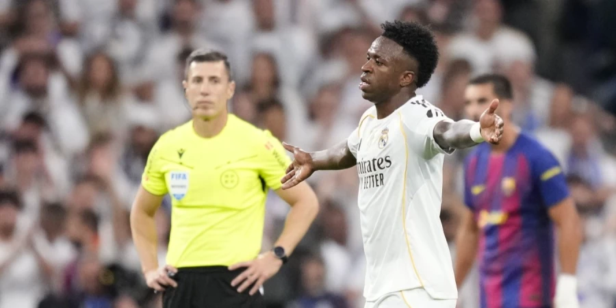 «Реал Мадрид» - «Барселона»: жанкүйер матч кезінде көз жұмды