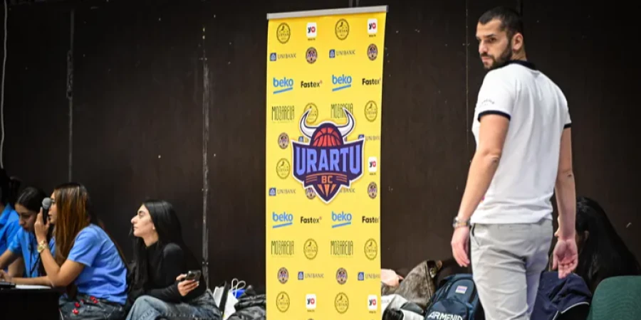 Молодой американец сбежал из Армении после третьего матча