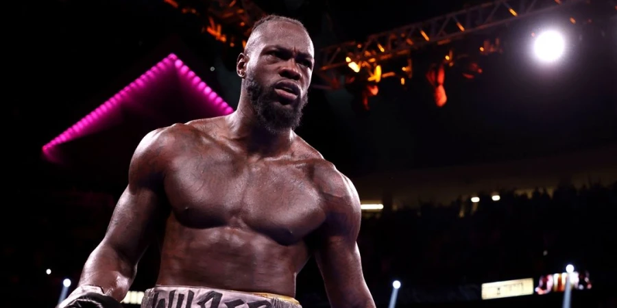 Бывший чемпион мира "обвиняет" Усика "в трусости"