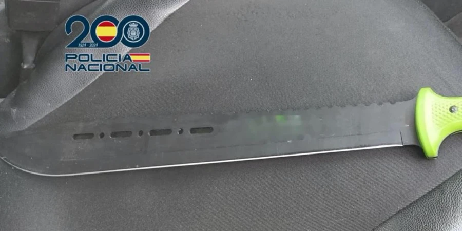 Отец пошел на крайние меры за оставшегося на скамейке запасных сына