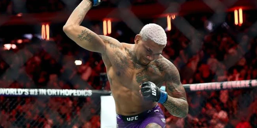Непобежденный боец UFC спровоцировал Пратеса и получил жесткий ответ