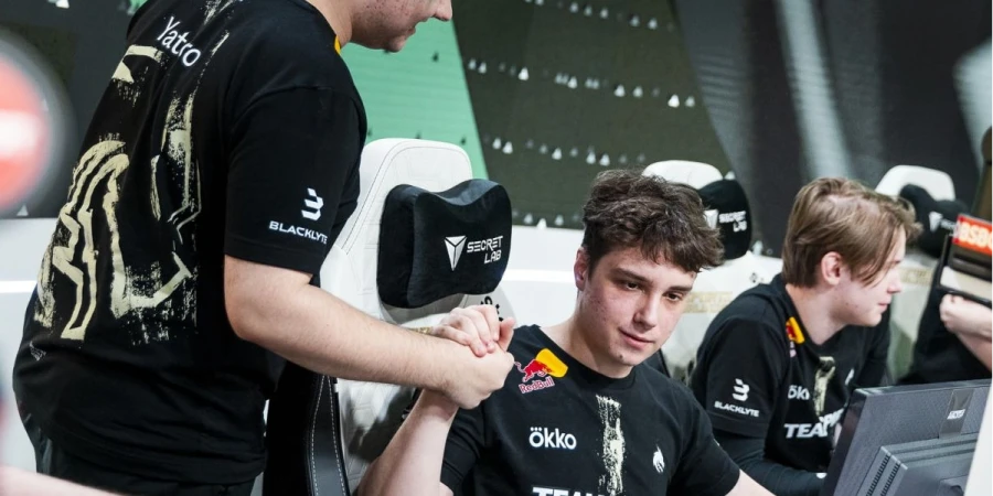 Team Spirit продолжает борьбу в сетке плей-офф турнира по Dota 2