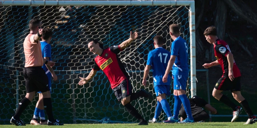 Ильяс Ахмедов родился в Алматы и стал футболистом в Швеции