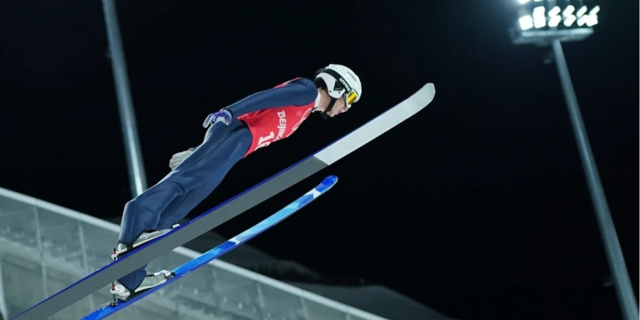 Казахстанские прыгуны с трамплина пробились в финал ЭКМ-2025