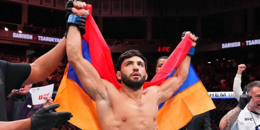 Американская звезда UFC объяснил, что мешает Арману Царукяну выйти на титульный бой