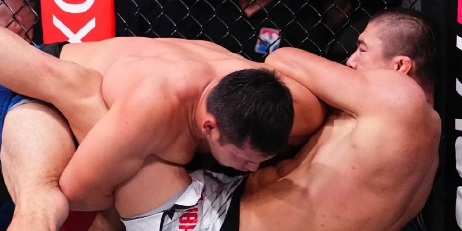 Видео полного боя Нургожай - Сатыбалдиев на UFC в Шанхае