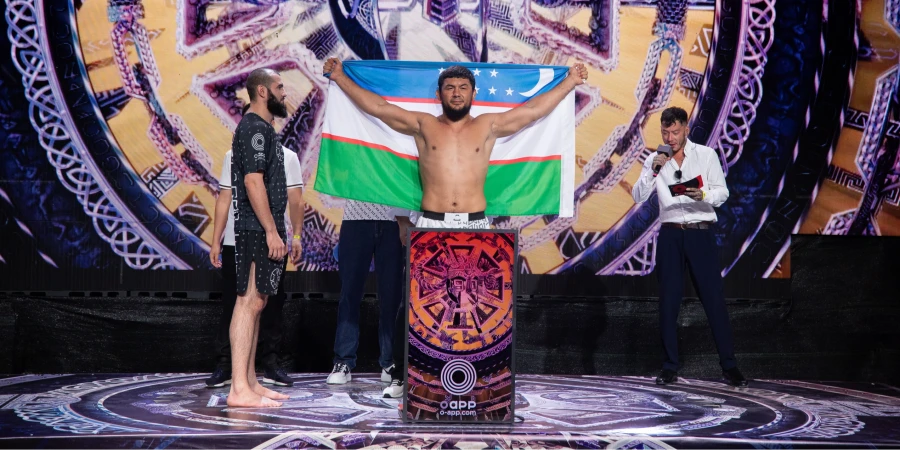Узбекистанский боец выдал жесткий нокаут в первом раунде на OCTAGON 90