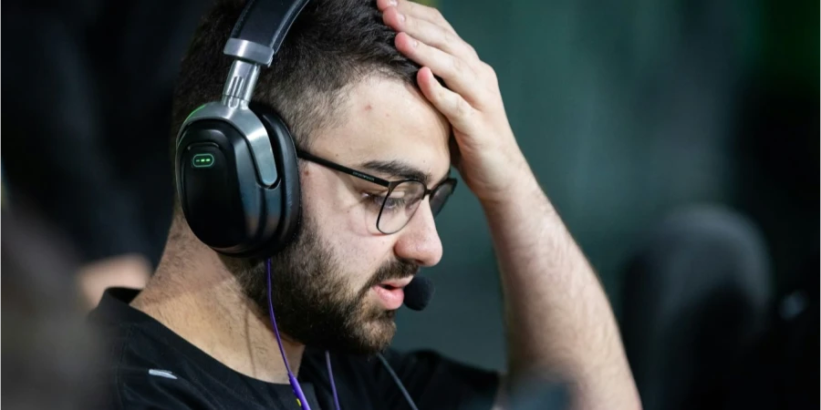 HOTU проиграла Natus Vincere и завершила участие в ESL Pro League Season 22