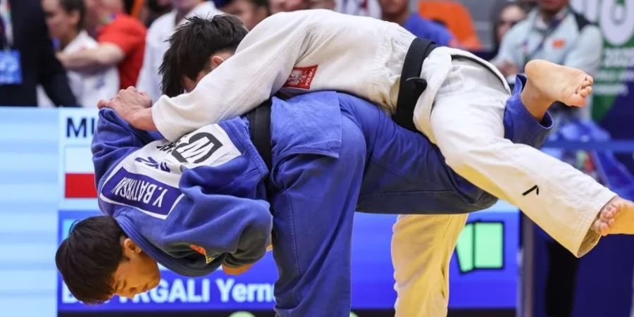 Дзюдо: Ернұр Батырғали кадеттер арасында әлем чемпионы атанды