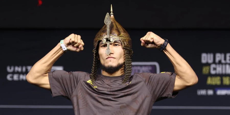 Стали известны результаты взвешивания Алиби Идриса перед дебютным поединком в UFC