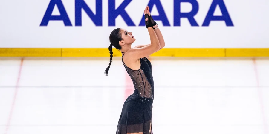 Олимпийская чемпионка обратилась к Самоделкиной перед стартом на Олимпиаде-2026