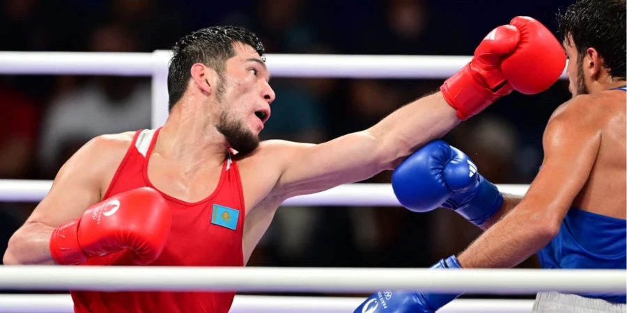 Қазақстандық боксшы Азия чемпионатының финалына шықты