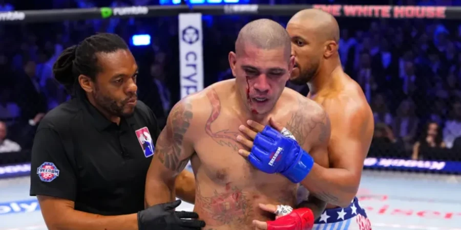 Побежденный в UFC бразилец объяснил преимущество соперника