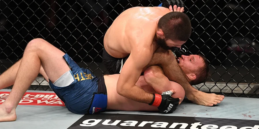 Чемпион UFC Гейджи обрушился на судью боя против Хабиба