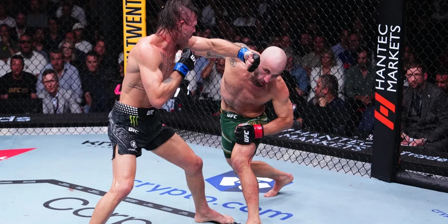 ВИДЕО полного боя Александра Волкановски и Диего Лопеса на UFC 325