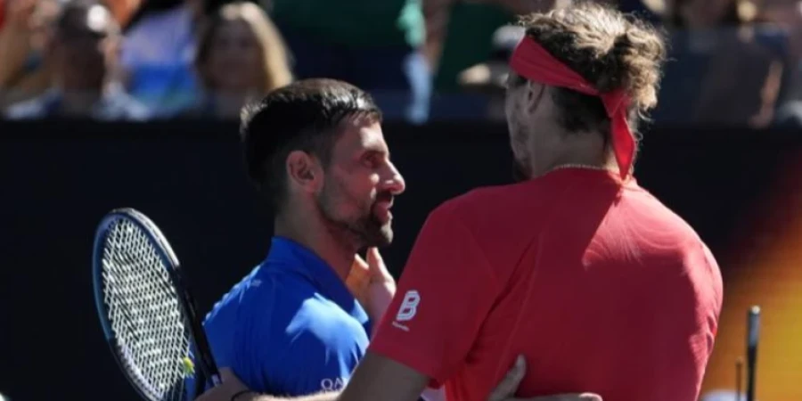 Australian Open: Джокович жартылай финалда сүрінді