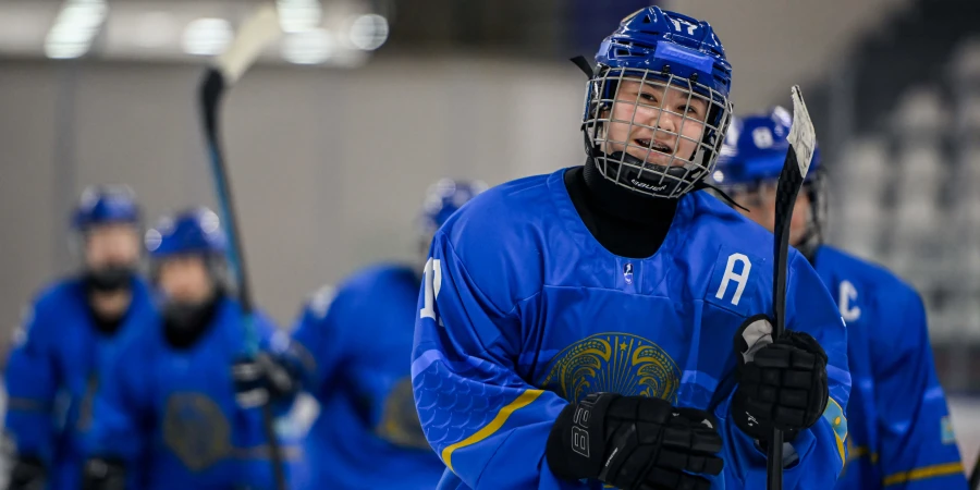 Сборная Казахстана одержала третью победу подряд