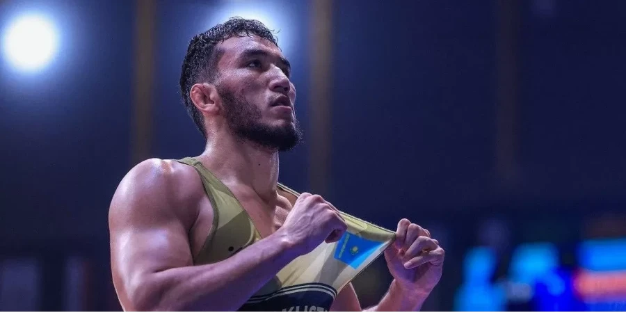 Ризабек Айтмұхан Ақтөбедегі Wrestling Stars League жарысында жеңіске жетті