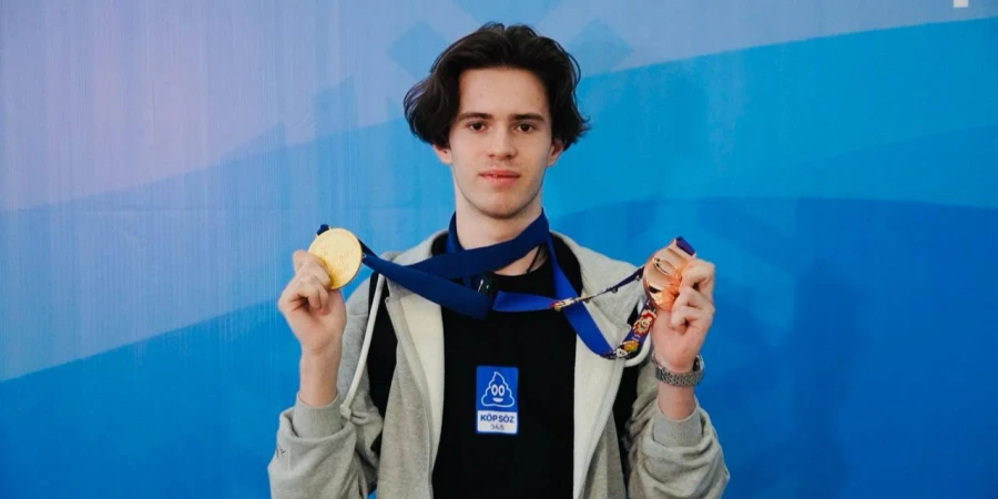 Астанада төрт құрлық чемпионы Михаил Шайдоровты әуежайдан қарсы алды
