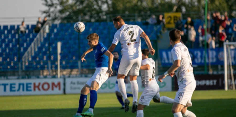 Прямая трансляция матча Факел — КАМАЗ в Лиге PARI