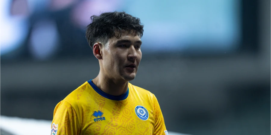 Защитник сборной Казахстана Алибек Касым прокомментировал ситуацию с контрактом